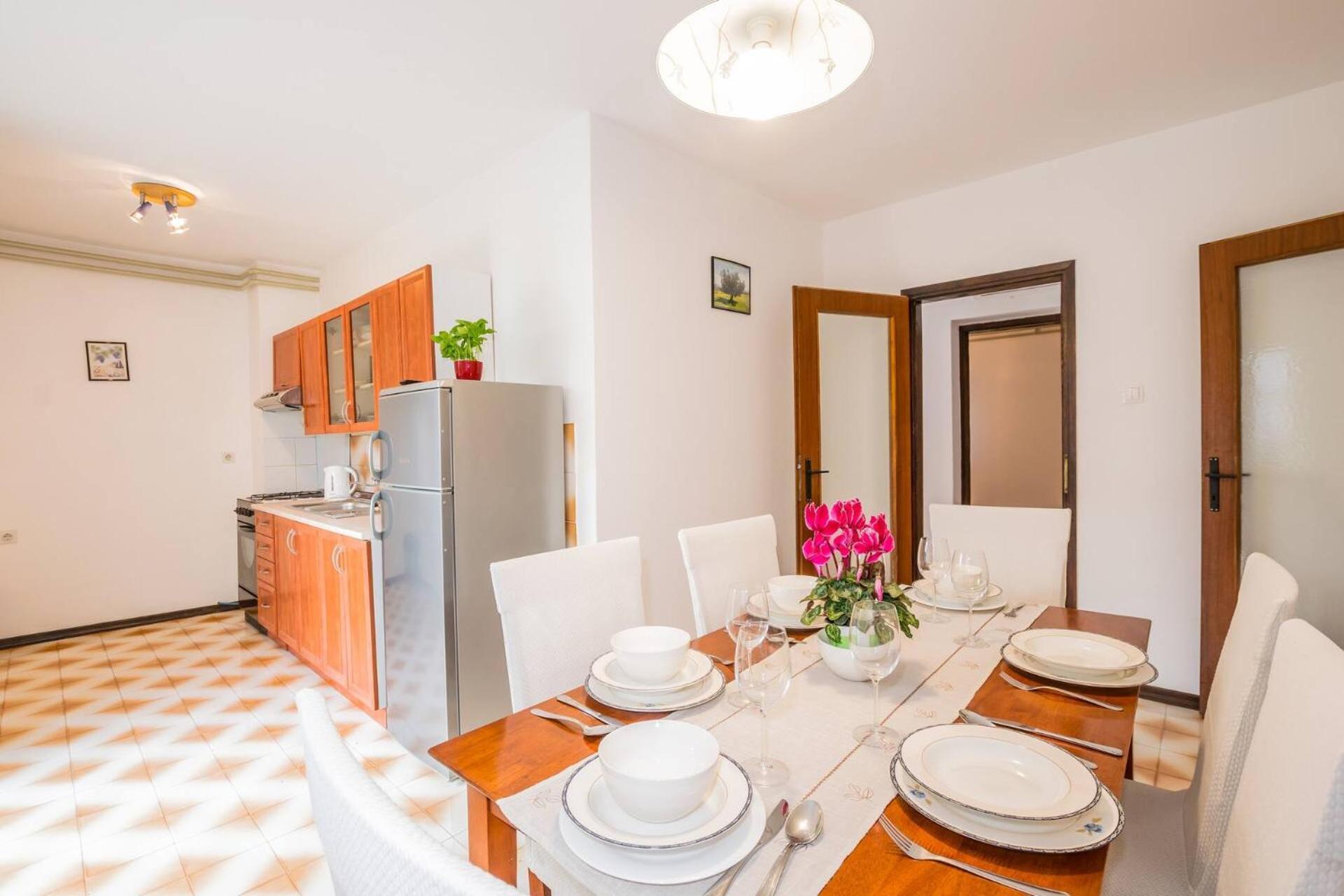 Family House With 2 Apartments - Irma Medulin Exterior foto